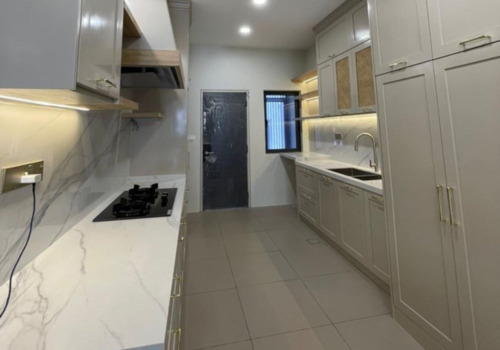 Floor-to-ceilng cabinets for pantry pull-out